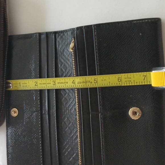 GENUINE BURBERRY WALLET gold (hardware) - Picture 9 of 11